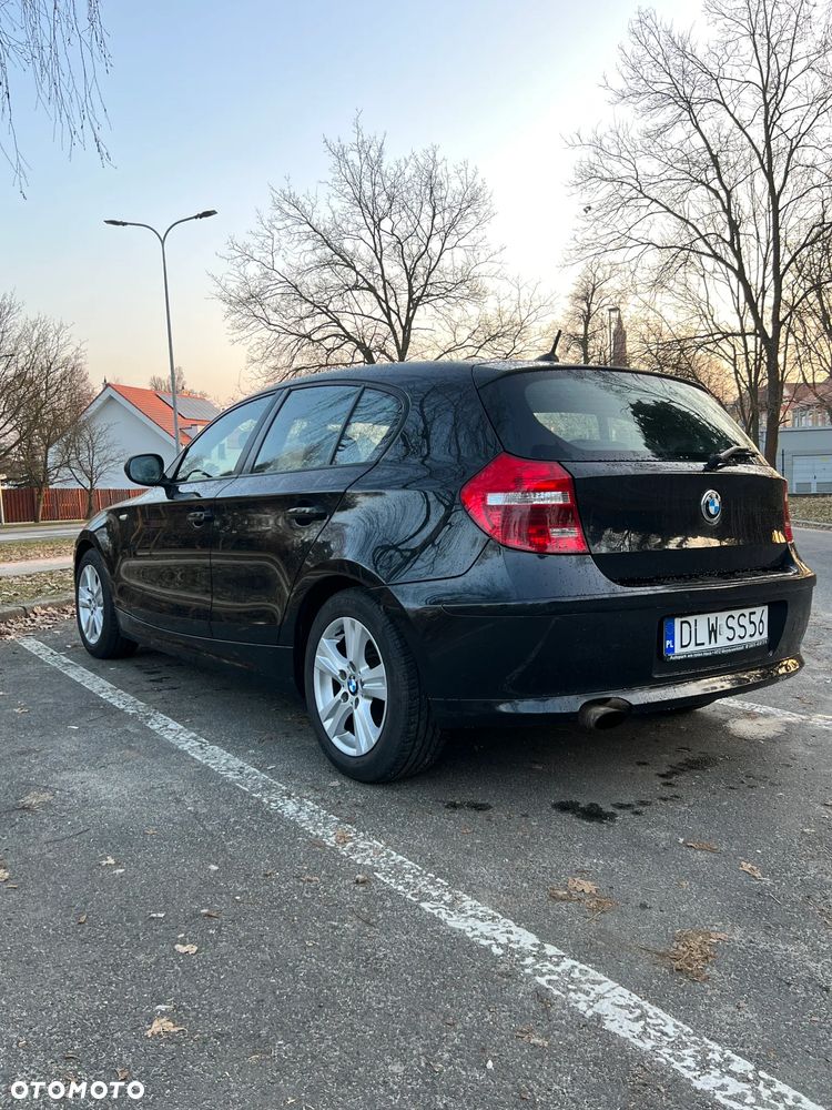 BMW Seria 1 118d - 4