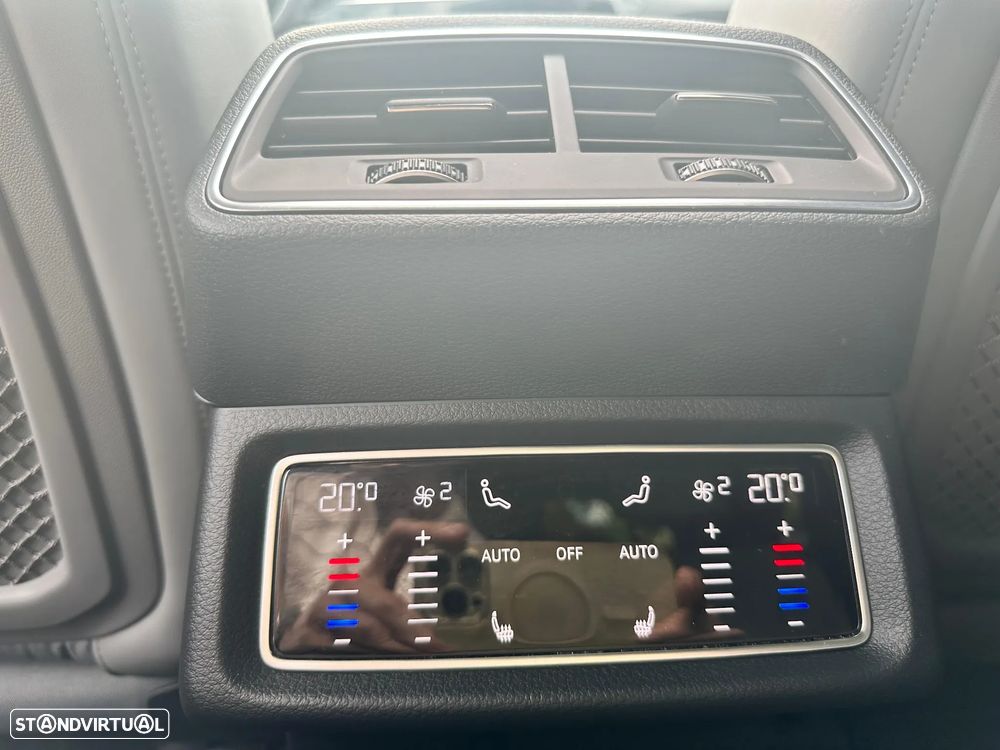 Audi e-tron 55 quattro S line - 26