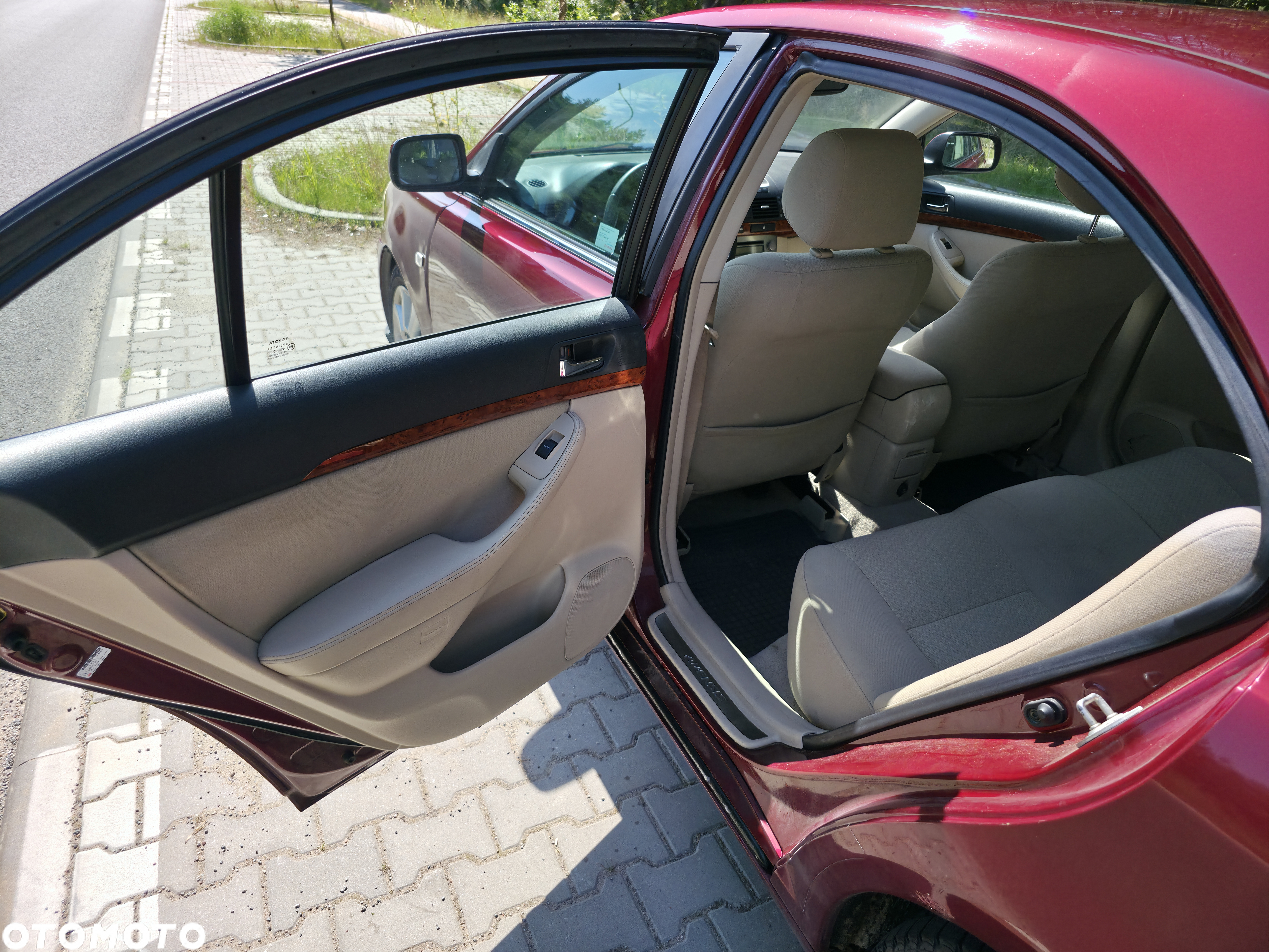 Toyota Avensis - 19