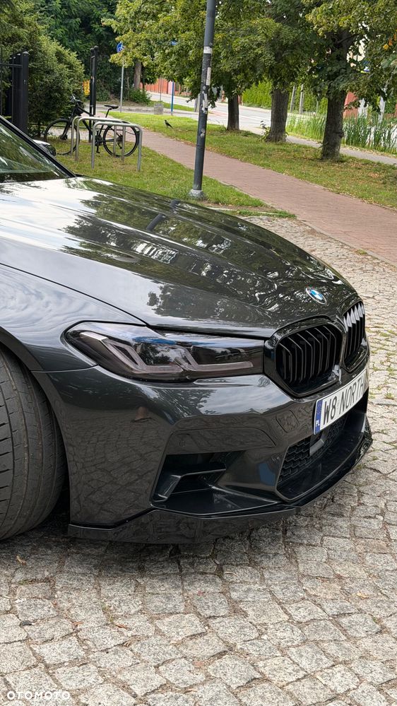 BMW Seria 5 M550i xDrive sport - 3