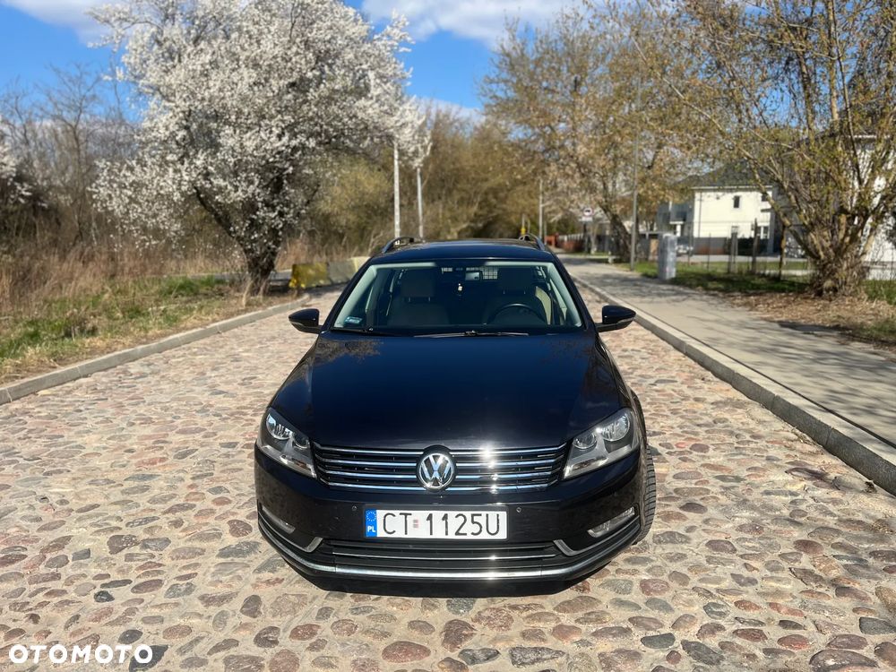 Volkswagen Passat 2.0 TDI Highline - 2