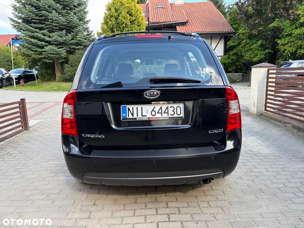 Kia Carens - 18