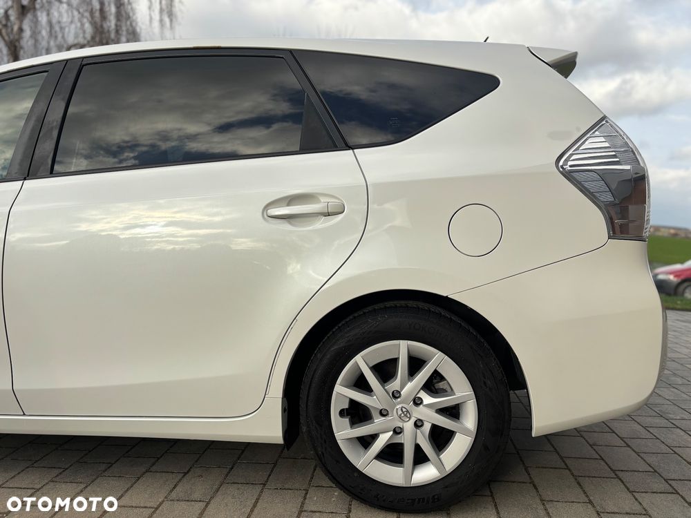 Toyota Prius 1.8 HSD Premium - 22