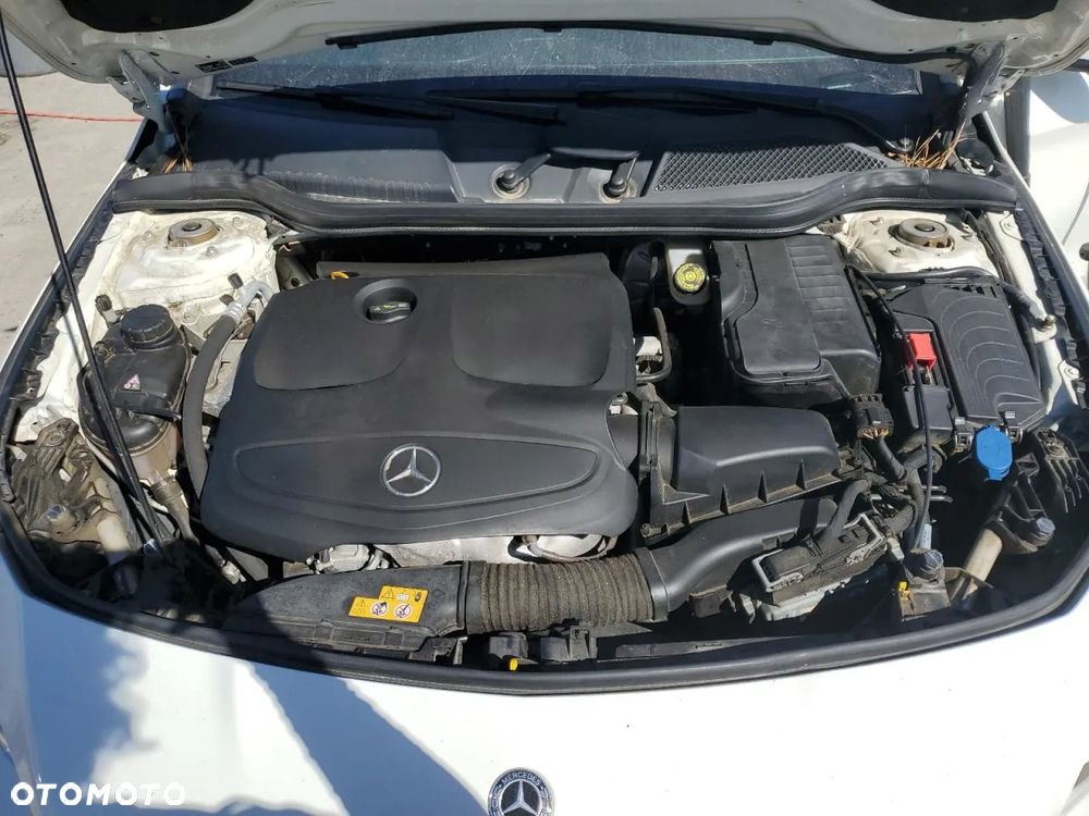 Mercedes-Benz CLA 250 7G-DCT Sport - 10