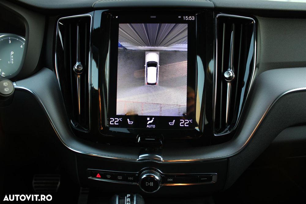 Volvo XC 60 D4 AWD Geartronic RDesign - 18