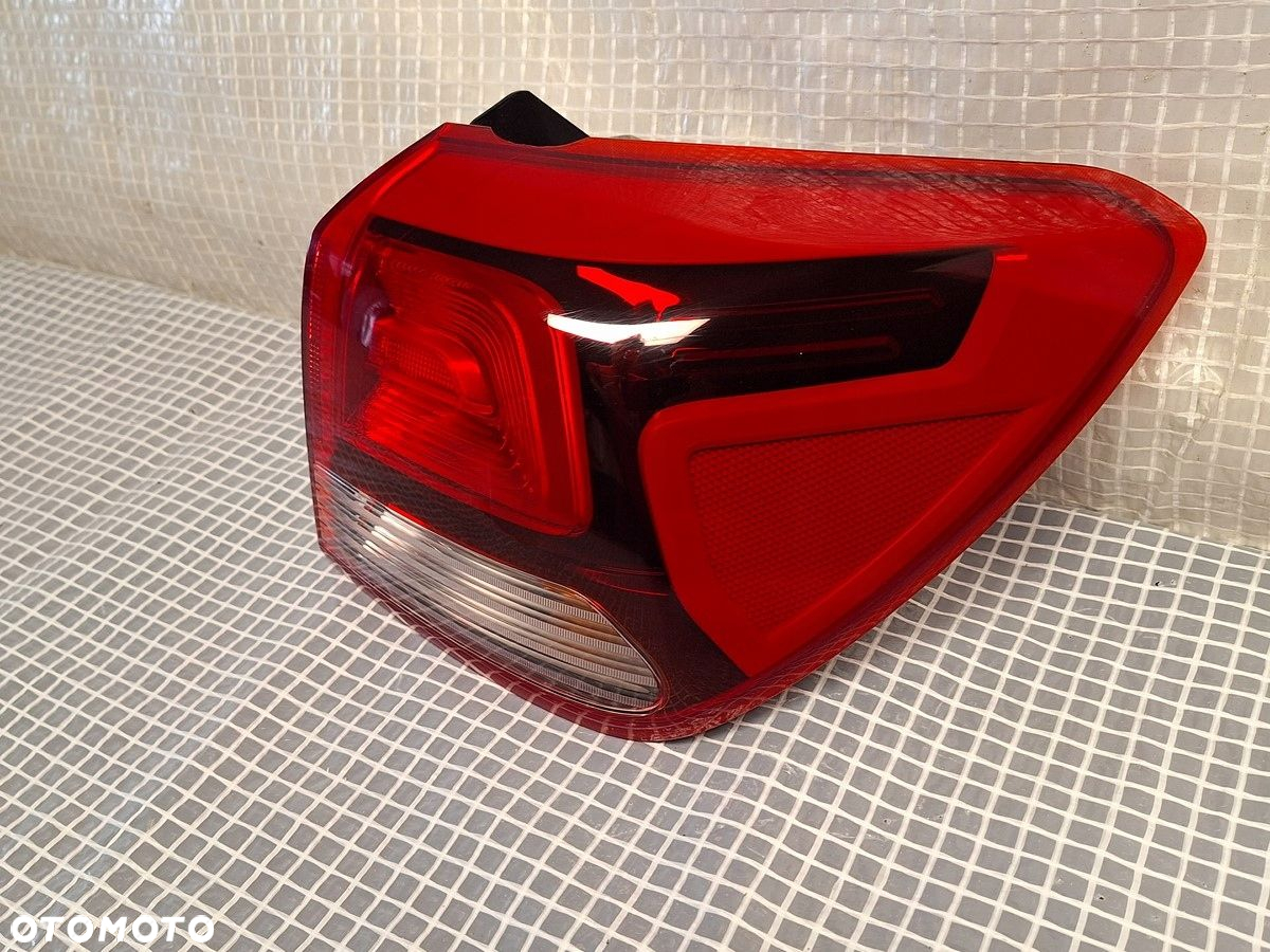 kia rio IV 2016- lampa tyl tylna prawa 92402-h8 europa orginal demontaz - 2