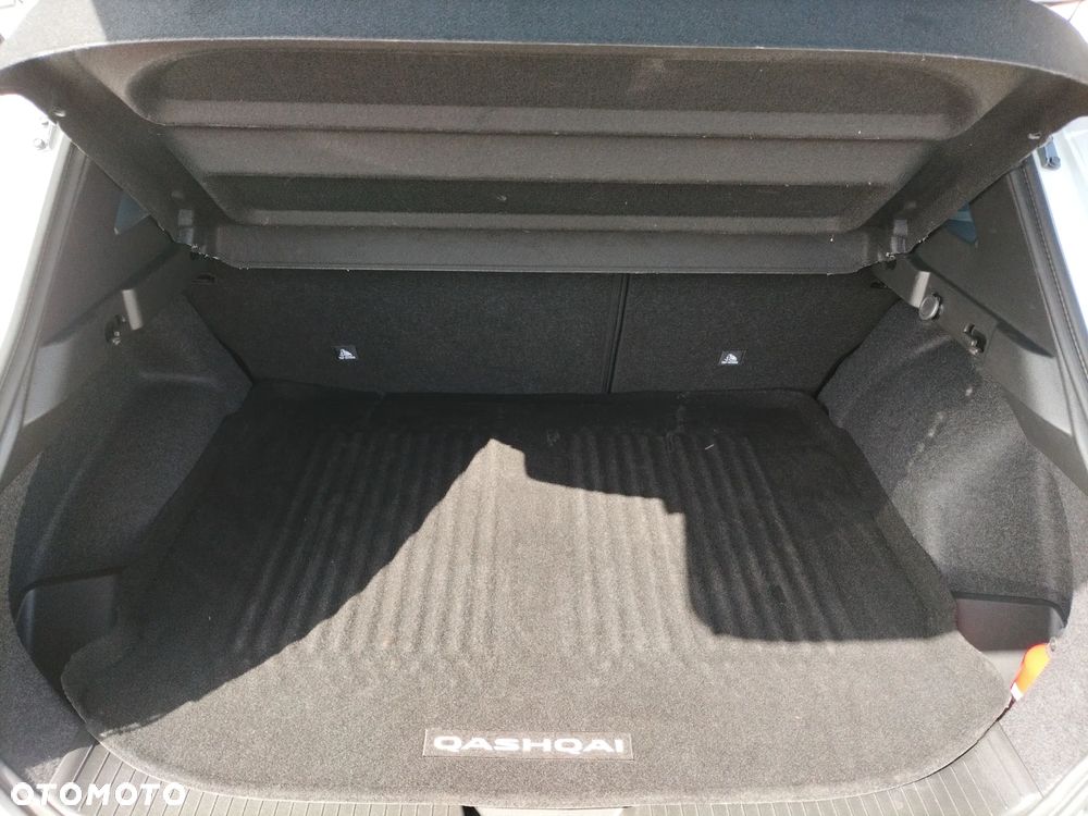 Nissan Qashqai 1.3 DIG-T MHEV N-Connecta Xtronic - 26