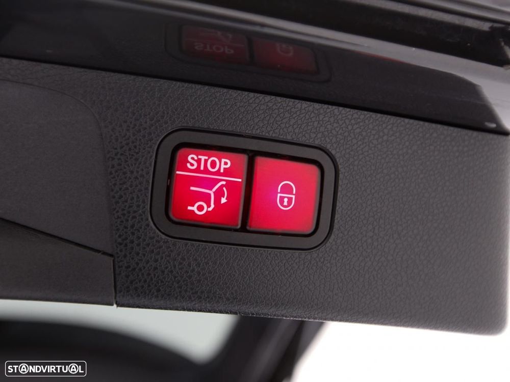 Mercedes-Benz E 300 de Avantgarde 4Matic - 13