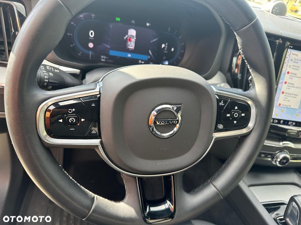Volvo XC 60 B6 B AWD R-Design - 31