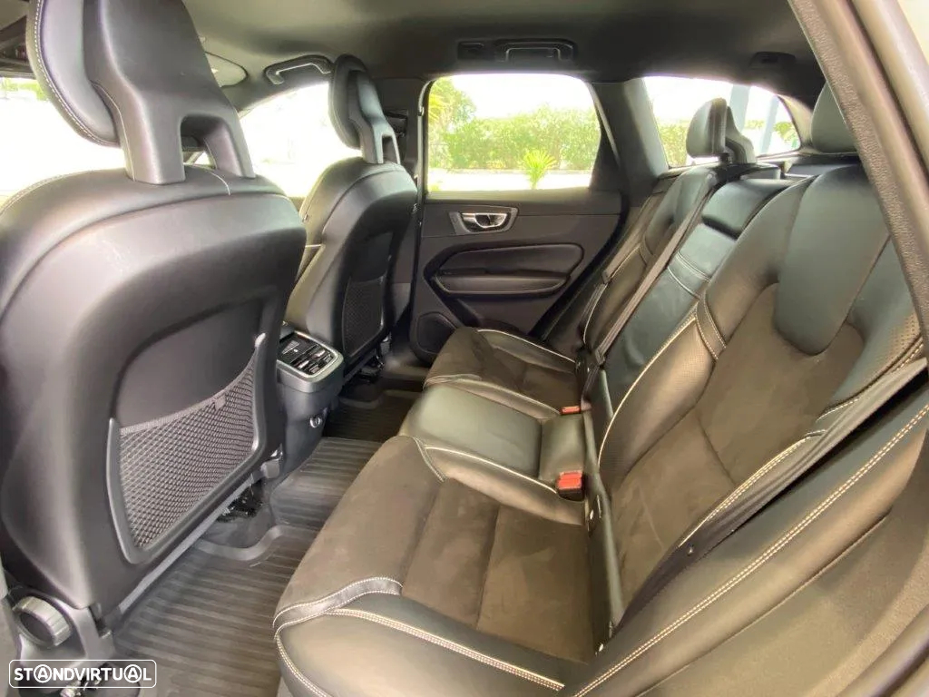 Volvo XC 60 2.0 D4 R-Design AWD Geartronic - 14