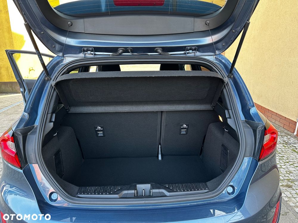 Ford Fiesta 1.0 EcoBoost S&S ST-LINE - 10
