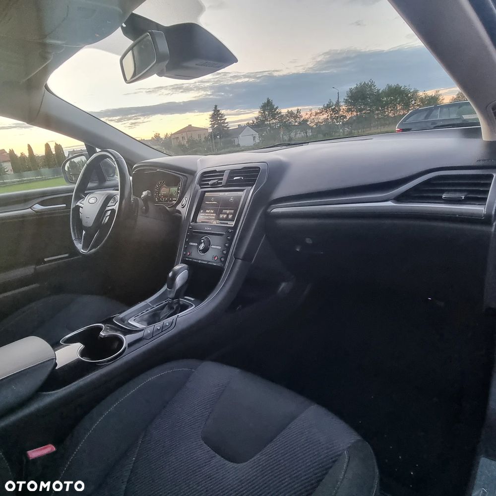 Ford Mondeo - 13