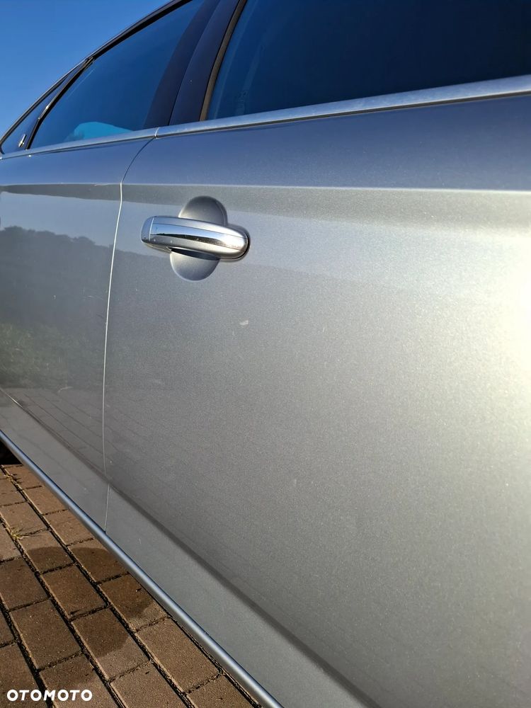 Ford Mondeo 1.8 TDCi Ghia - 21