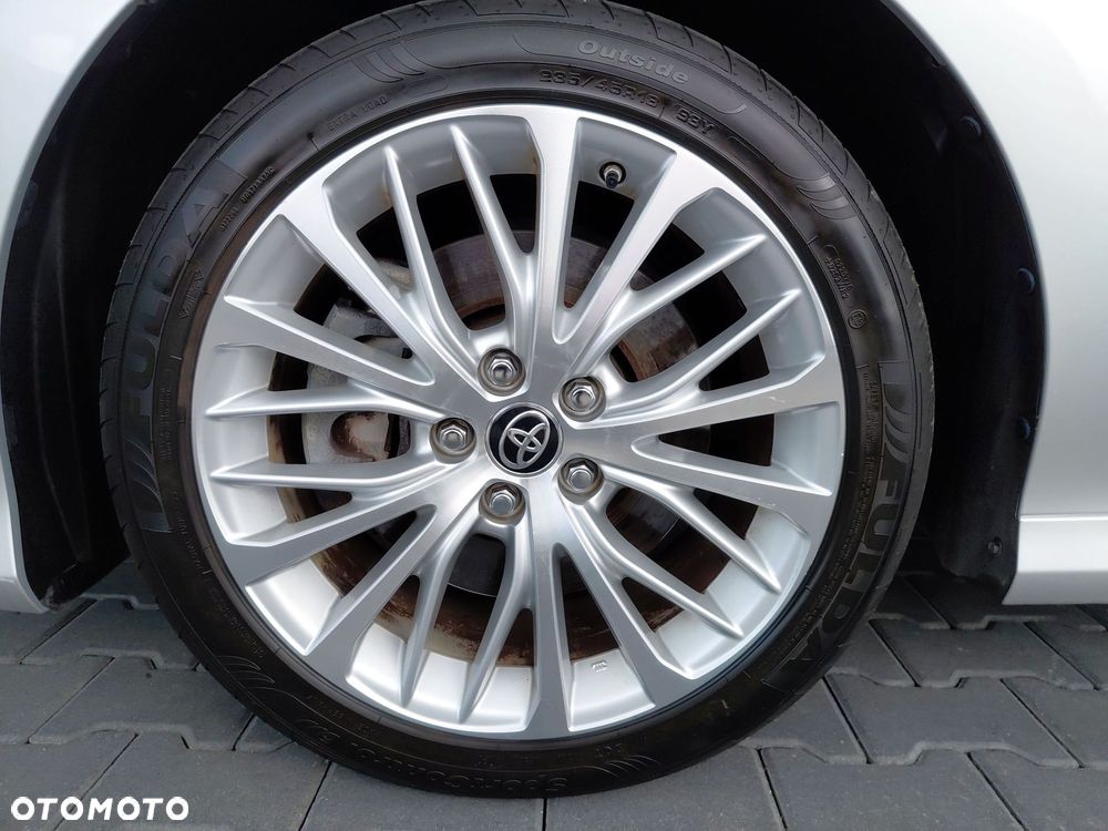 Toyota Camry 2.5 Hybrid Prestige CVT - 19
