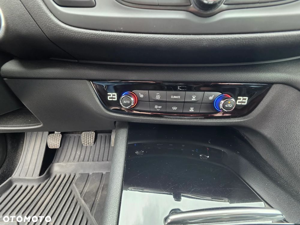 Opel Insignia 2.0 CDTI Innovation S&S - 13