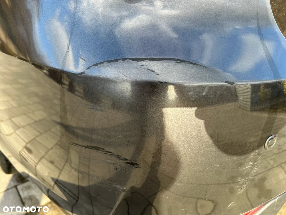 Toyota Avensis 1.8 Sol - 11