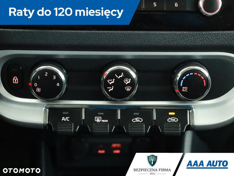 Kia Rio - 16