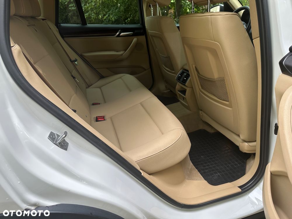 BMW X3 xDrive28i Sport-Aut Advantage - 11