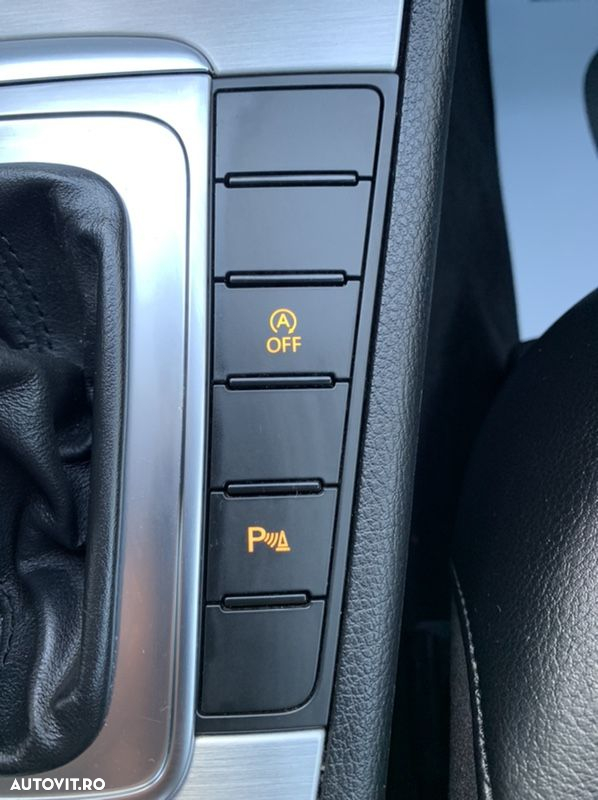 Volkswagen Passat Variant 1.4 TSI DSG BlueMotion Technology Highline - 32