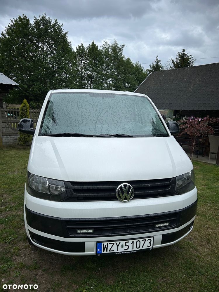Volkswagen Caravelle - 11