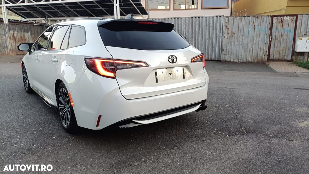 Toyota Corolla - 6