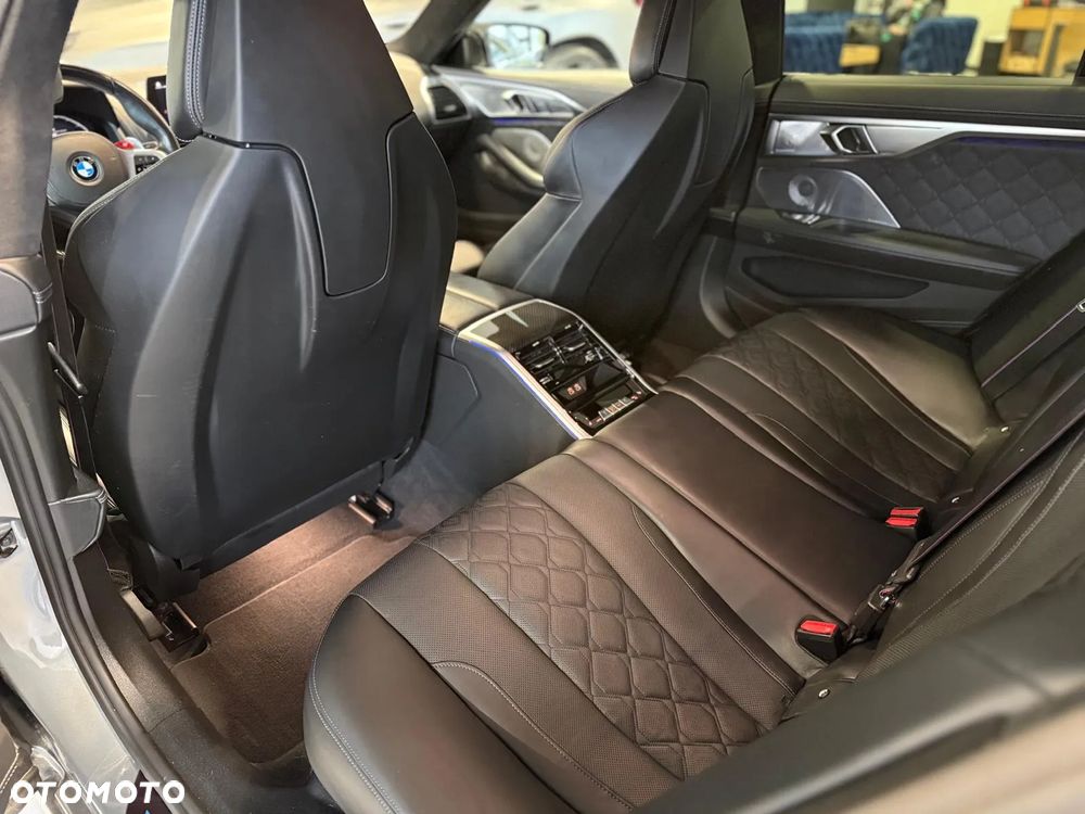 BMW M8 Competition - 10