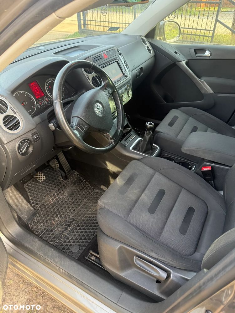 Volkswagen Tiguan 2.0 TDI 4Mot Sport&Style - 9