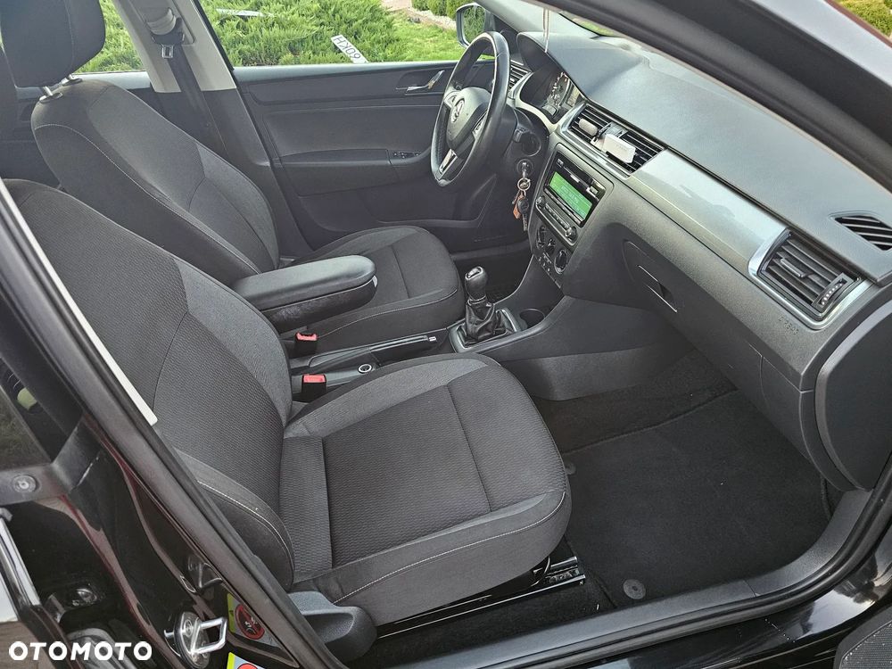 Skoda RAPID 1.6 TDI Ambition - 21