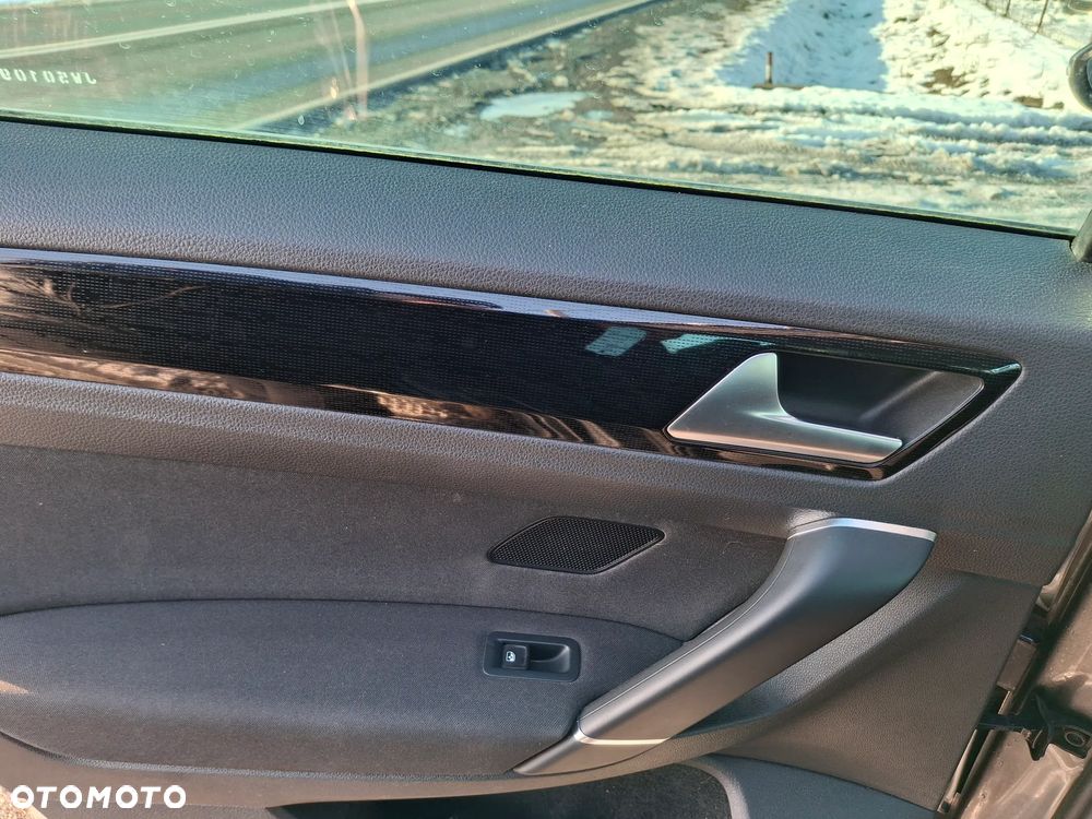 Volkswagen Golf Sportsvan - 18