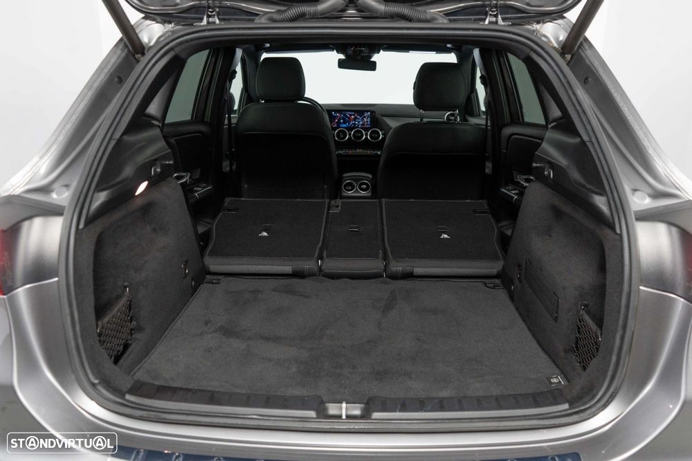 Mercedes-Benz GLA 250 e Progressive - 28