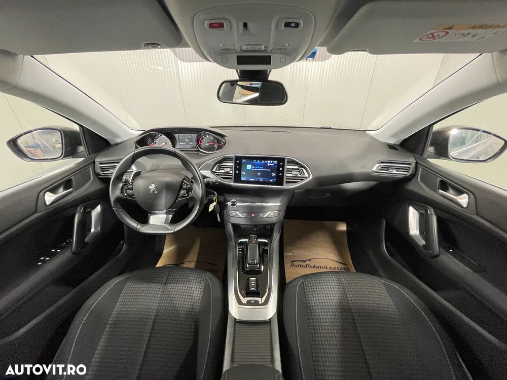 Peugeot 308 BlueHDi 130 EAT8 Allure - 7