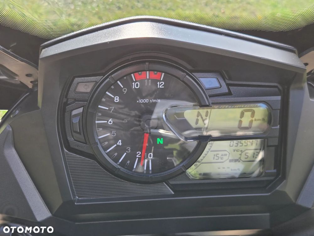 Suzuki V-STROM - 16