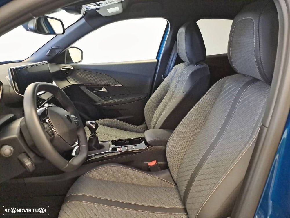 Peugeot 2008 1.2 Allure — fotografia 9