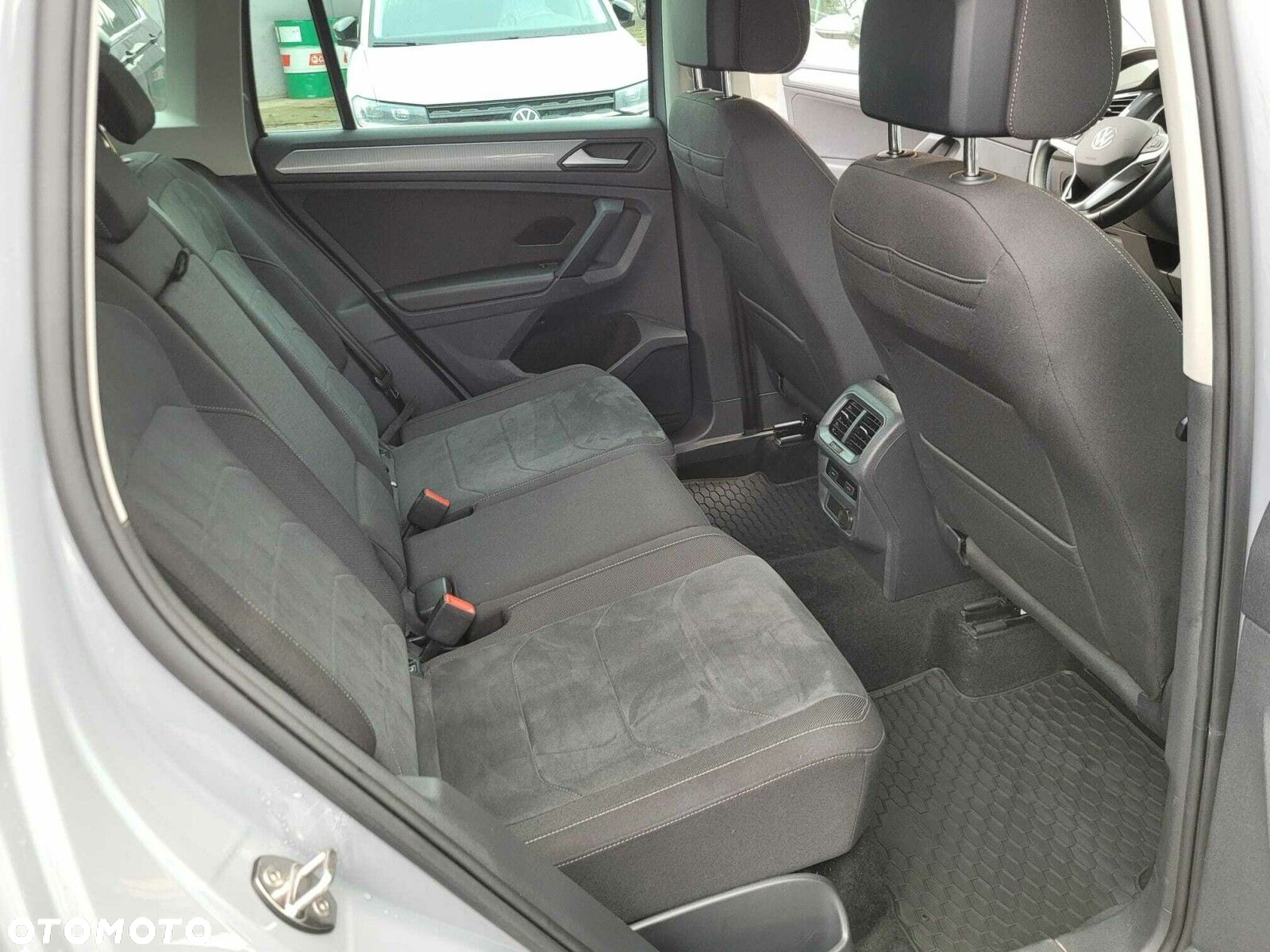 Volkswagen Tiguan 2.0 TSI 4Mot Life DSG - 10
