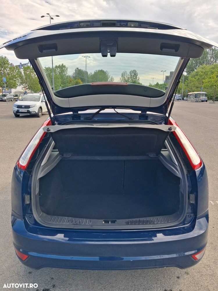 Ford Focus 1.6 16V Trend - 2