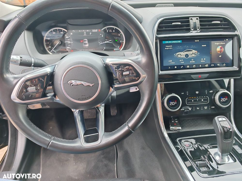 Jaguar XE P250 RWD Standard S - 20