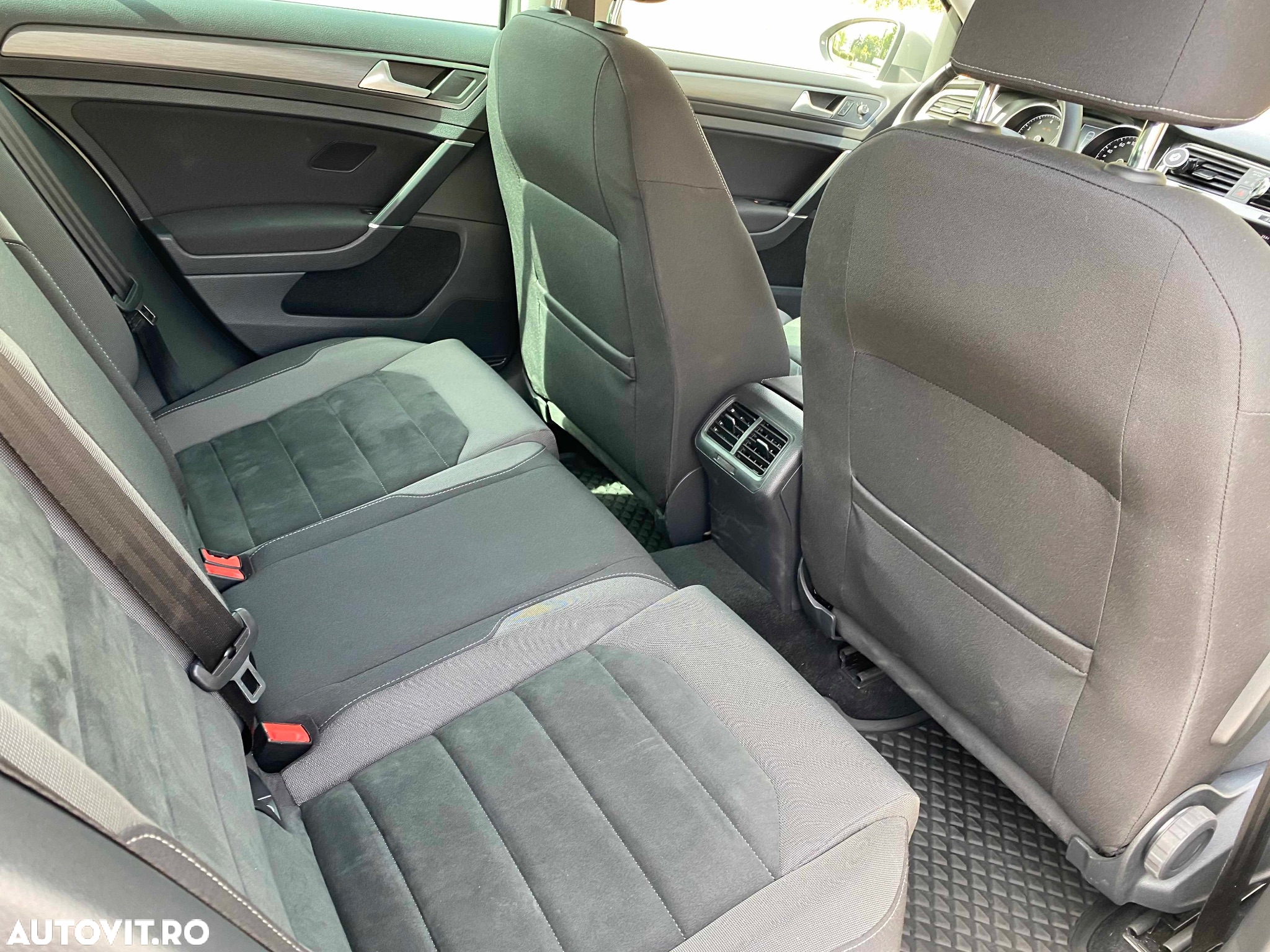 Volkswagen Golf 1.5 TSI DSG Highline - 7