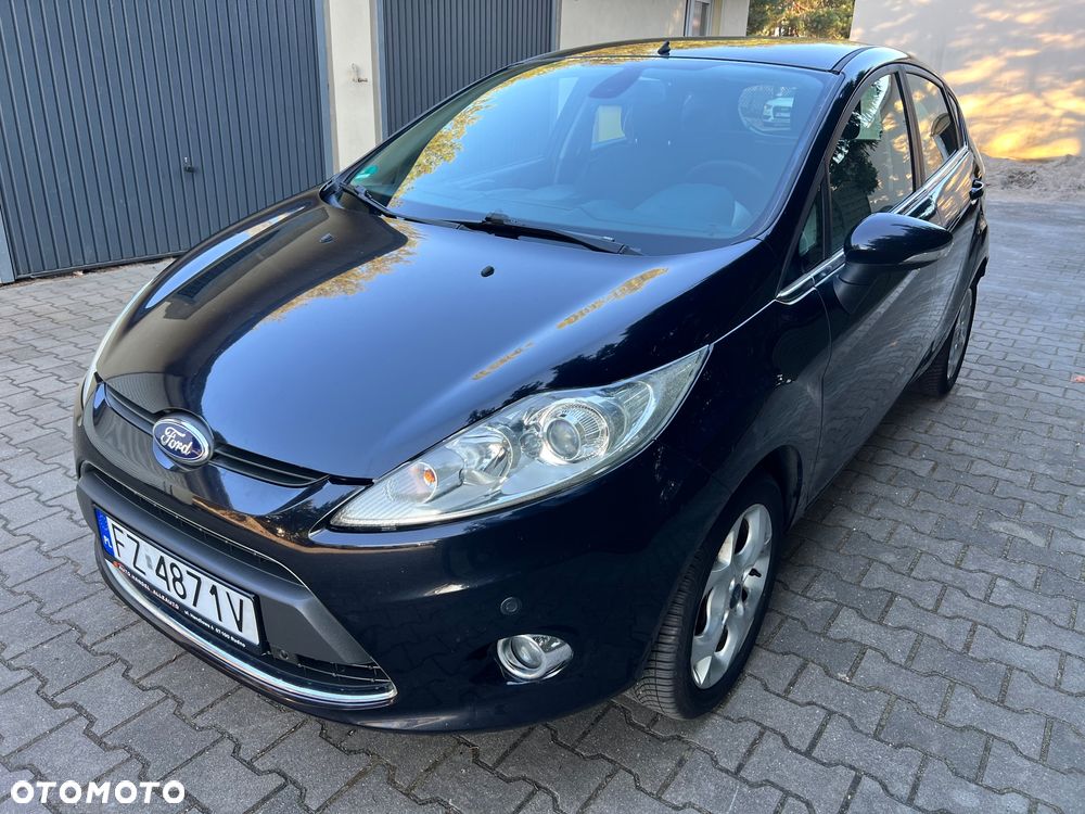 Ford Fiesta - 2