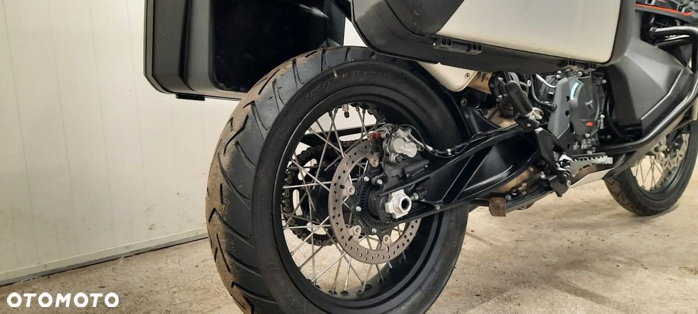 KTM Adventure - 4