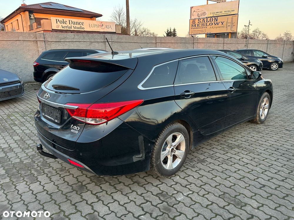 Hyundai i40 Kombi blue 1.6 CRDi Space - 9