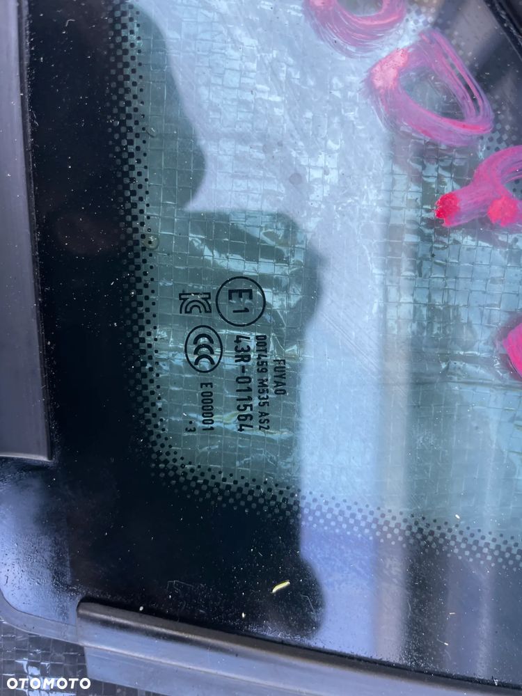 VW CADDY 2K7 V szyba lewy prawy przód 23 lun 24 rok karoseryjna - 3