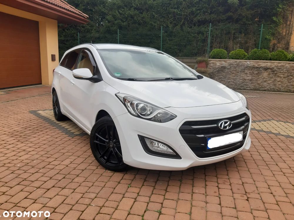 Hyundai i30 blue 1.4 YES Gold - 3
