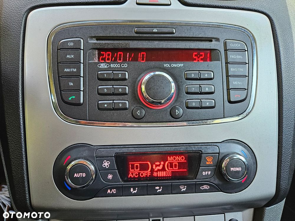 Ford Focus 1.8 TDCi Silver X - 9