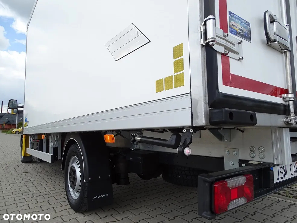 Iveco Daily 35S18 3.0 Chłodnia -30*C/+42*C 9 EuroPalet 4.42m JEGGER JAK NOWY!! Salon PL!! HWASUNG THERMO - 16
