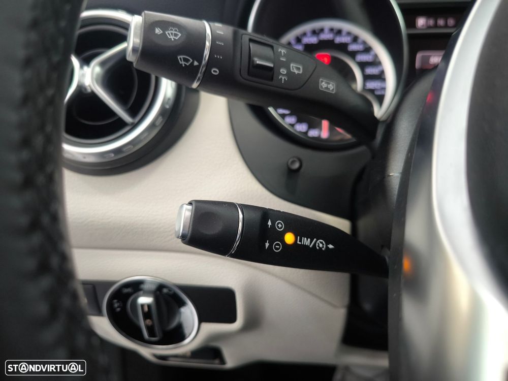 Mercedes-Benz GLA 45 AMG 4-Matic - 23