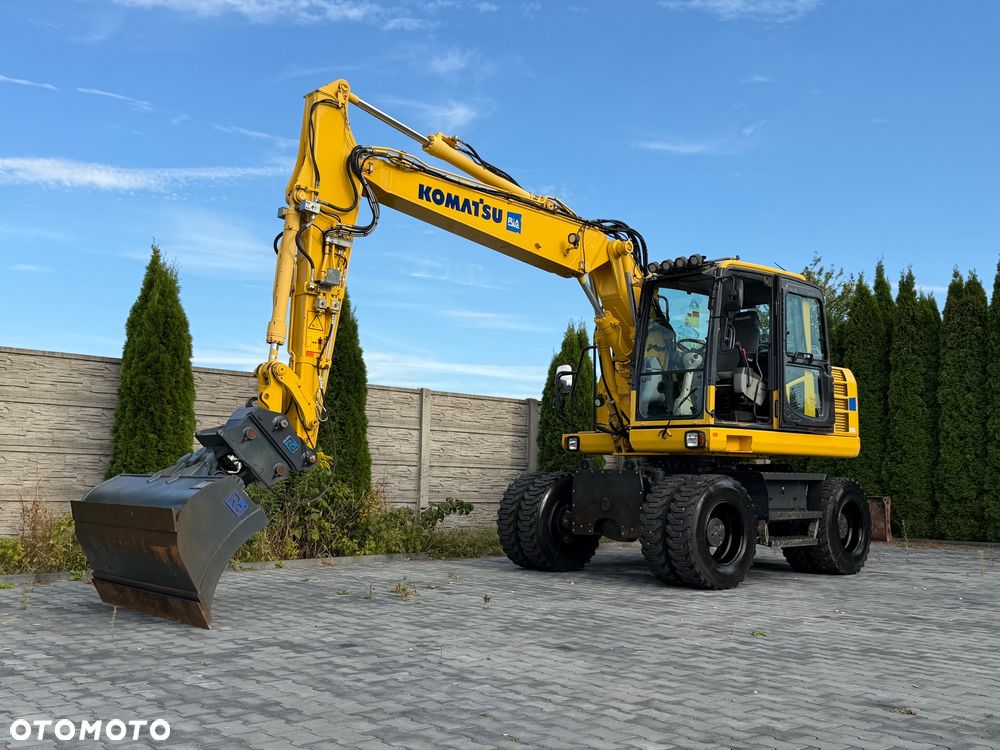Komatsu /  PW 148-8 / - 3