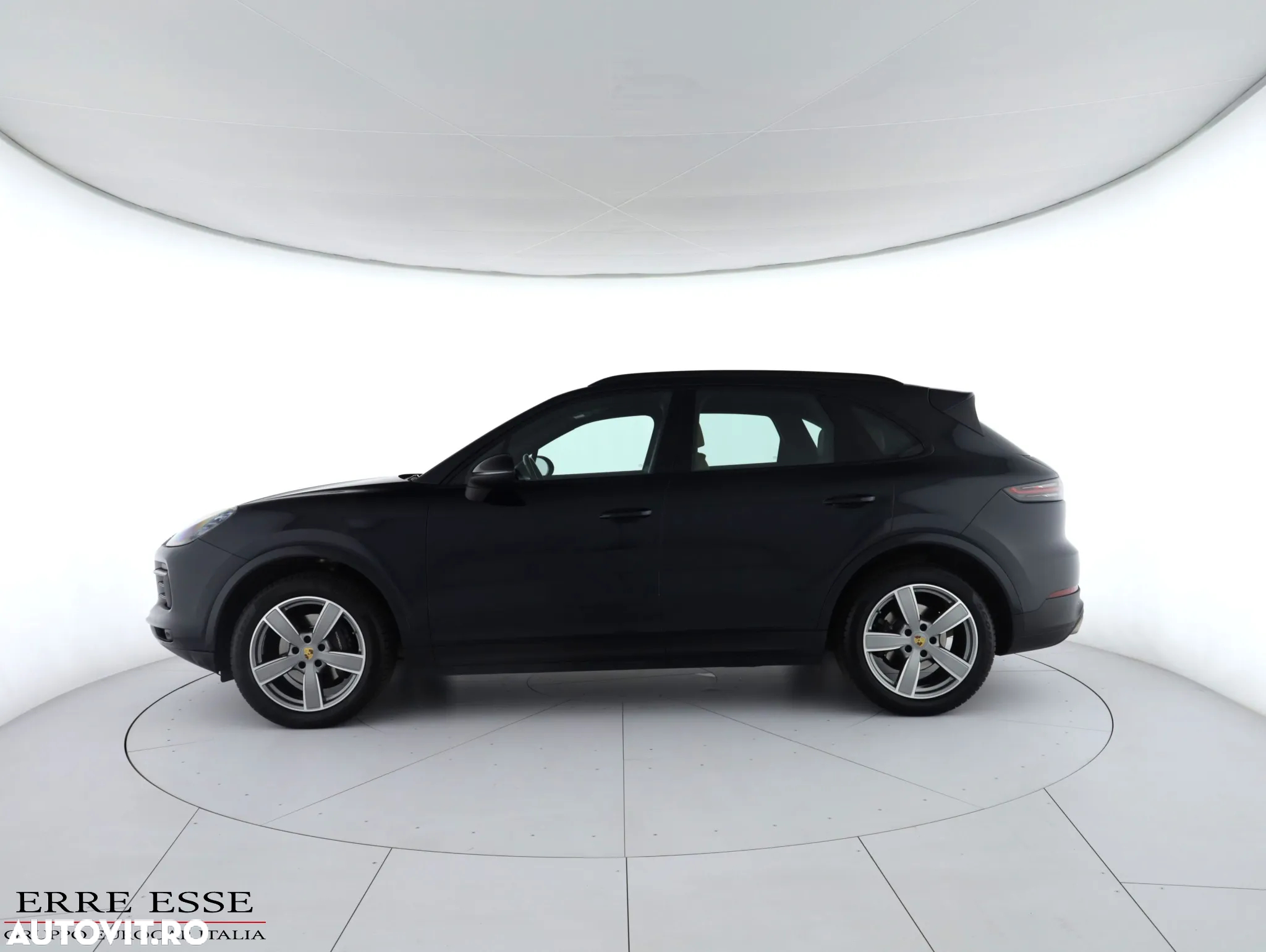 Porsche Cayenne - 36