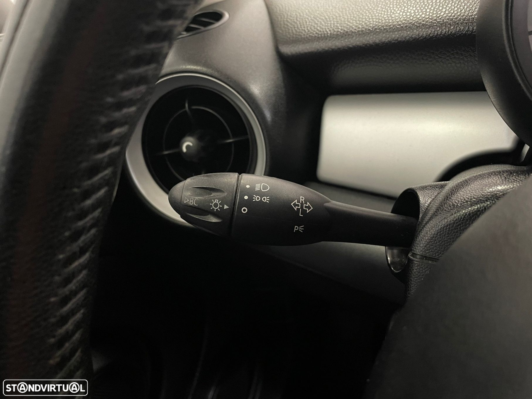 MINI 3 Portas Cooper D - 33