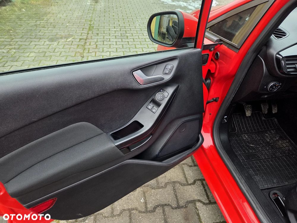 Ford Fiesta 1.0 EcoBoost S&S TREND - 17