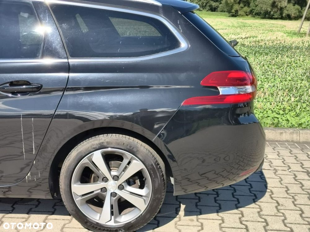 Peugeot 308 - 28